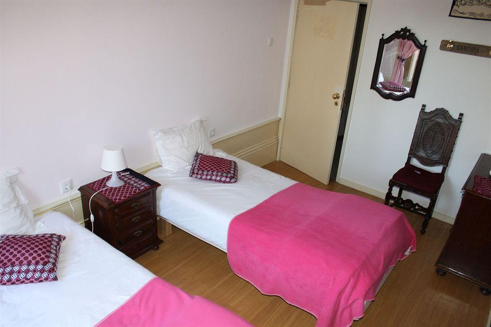 Alvares Cabral Guesthouse Porto Buitenkant foto